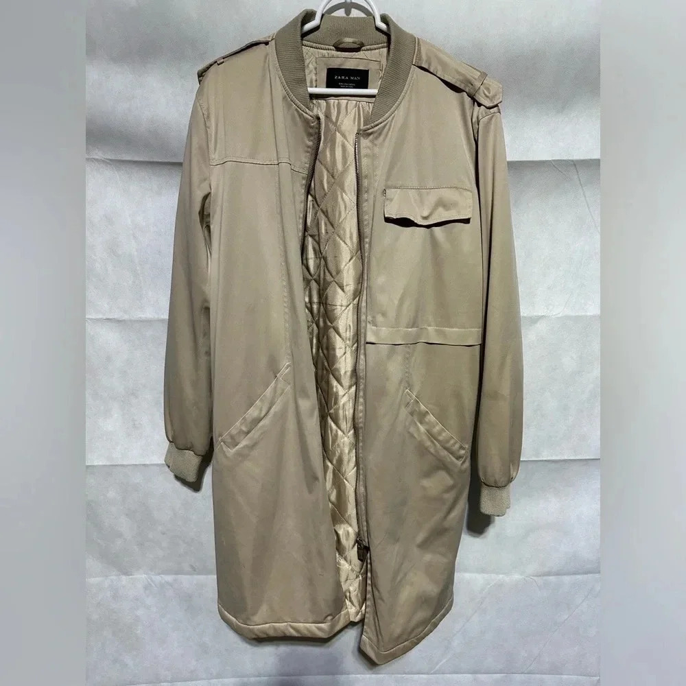 ZARA MAN Tan Khaki Satin Bomber Jacket Size Large Zipper Office Business Casual